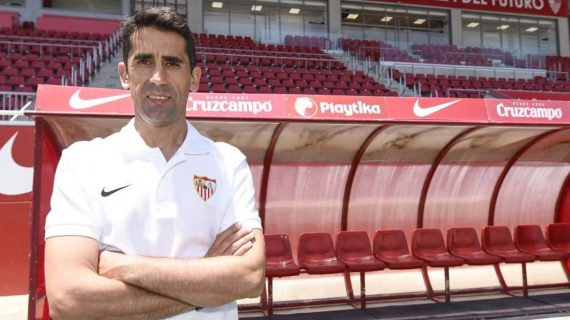Paco Gallardo, en su etapa de entrenador del Sevilla Atlético.