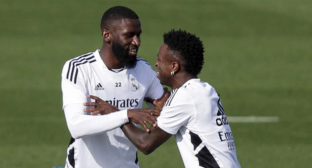 Rüdiger y Vinicius, durante un entrenamiento del Real Madrid.