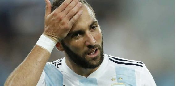 Higuaín, en un partido con Argentina.