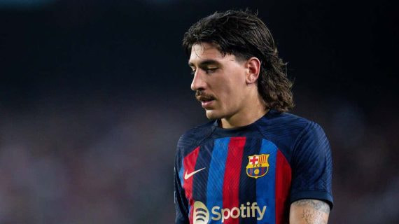 Héctor Bellerín, durante un partido con el Barcelona esta temporada.