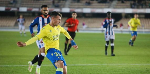 Antonio Blanco, con la camiseta del Cádiz.