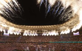 El Lusail Stadium con fuegos artificiales al celebrar Argentina su Copa del Mundo de Catar 2022.