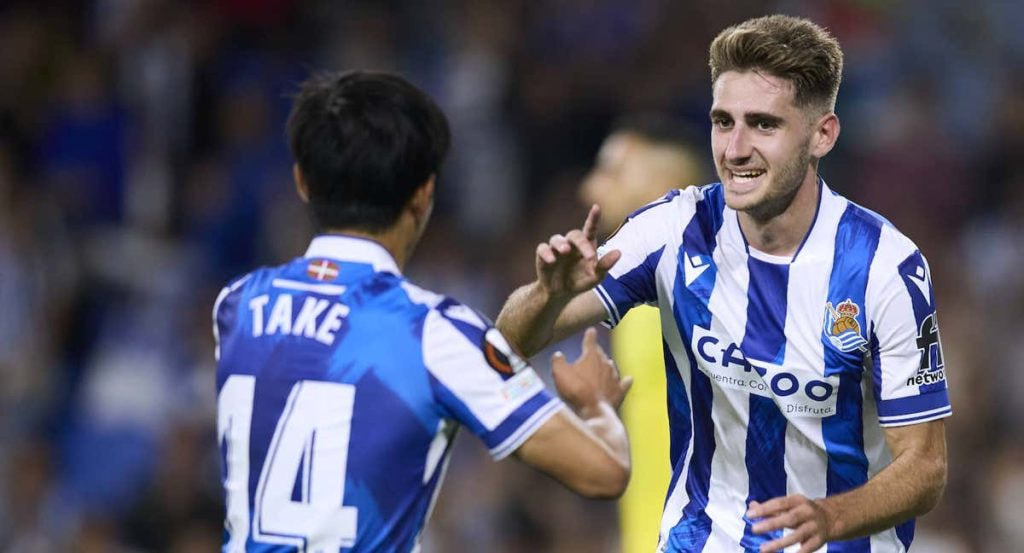 Take y Robert jugaron juntos en la Masia y ahora lo hacen en la Real Sociedad.