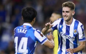 Take y Robert jugaron juntos en la Masia y ahora lo hacen en la Real Sociedad.