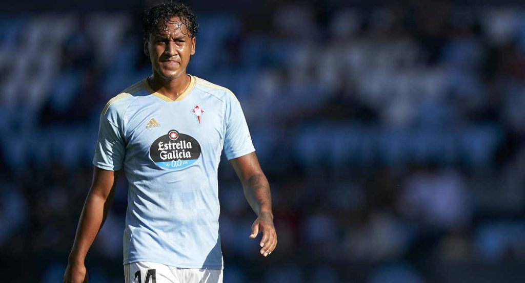 Renato Tapia, en un partido del Celta esta temporada.