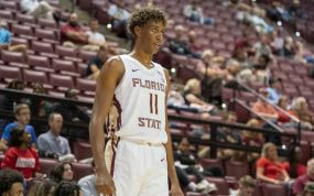 Baba Miller durante un partido con los Seminoles, el equipo de baloncesto de Florida State University.