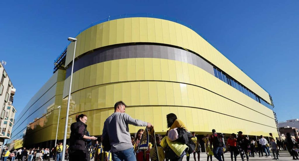 Fachada del renovado estadio La Cerámica, del Villarreal.