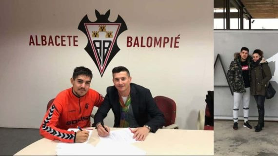 Carmelo Vicente Parra, con Fran Castillo, el hijo de Rocío Viñolo. El agente intentó que pidiera un crédito por 16.000 euros para un presunto seguro si quería fichase por un club inglés.