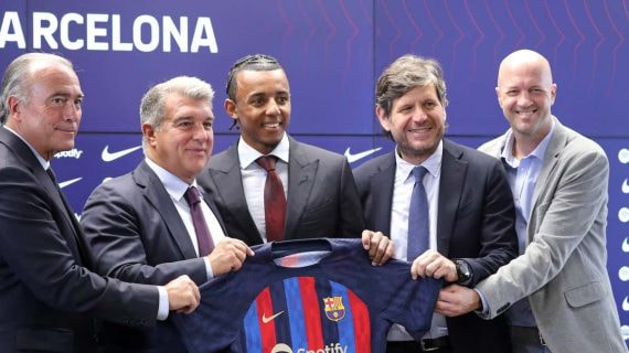 Mateu y Jordi forman un coordinado equipo.