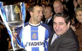 Fran, con la Copa del Centenariazo.