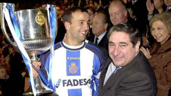 Fran, con la Copa del Centenariazo.