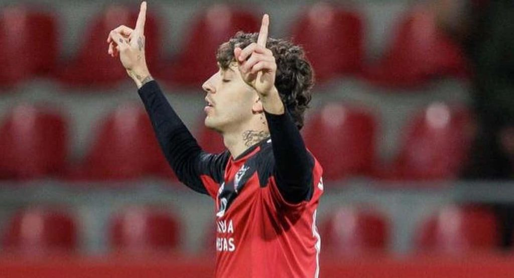 César Gelabert, en un partido con el Mirandés