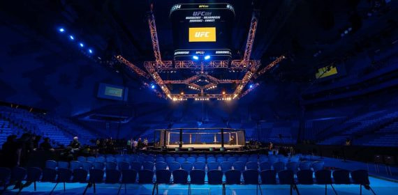 Imagen del RAC Arena de Perth (Australia) antes de abrir las puertas para el UFC 284.