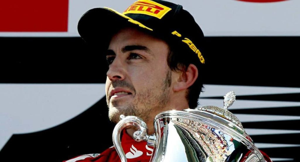Fernando Alonso, en 2013, celebra su última victoria en la Fórmula 1