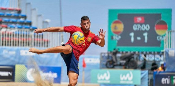 Chiky Ardil, en un partido con la Selección.