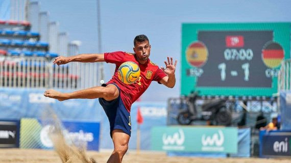 Chiky Ardil, en un partido con la Selección.