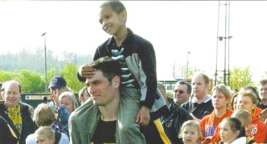 El padre de Bellingham, con su hijo Jude.