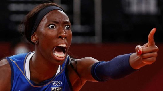 Paola Egonu con la camiseta de Italia durante los Juegos Olímpicos de Tokio, en 2021.