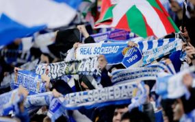 La afición de la Real Sociedad durante un partido de Europa League