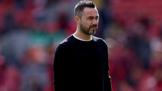 Roberto De Zerbi en Anfield.