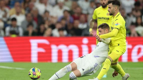 Fede Valverde y Baena, en el Real Madrid-Villarreal, celebrado el pasado 8 de abril en el Santiago Bernabéu.