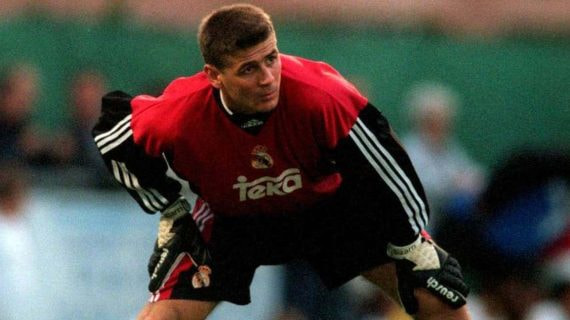 Albano Bizzarri, con 21 años, en un partido con el Real Madrid.