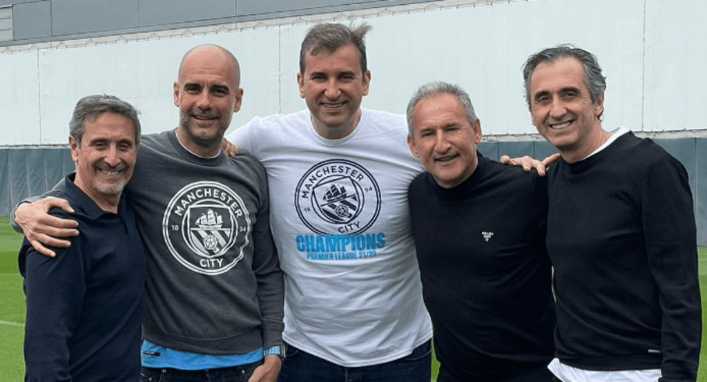 Foto celebrando la Premier League de 2022.