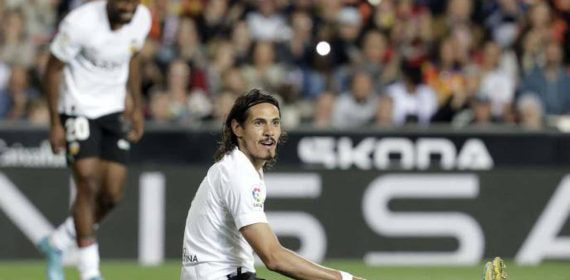 Tristeza en los jugadores del Valencia.