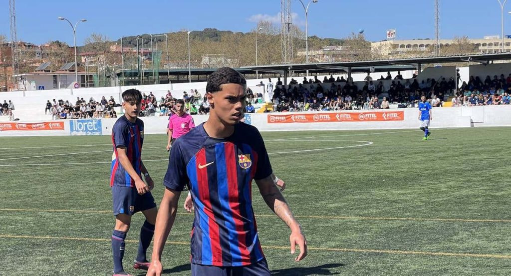 Joao Mendes, hijo de Ronaldinho, en el MIC.