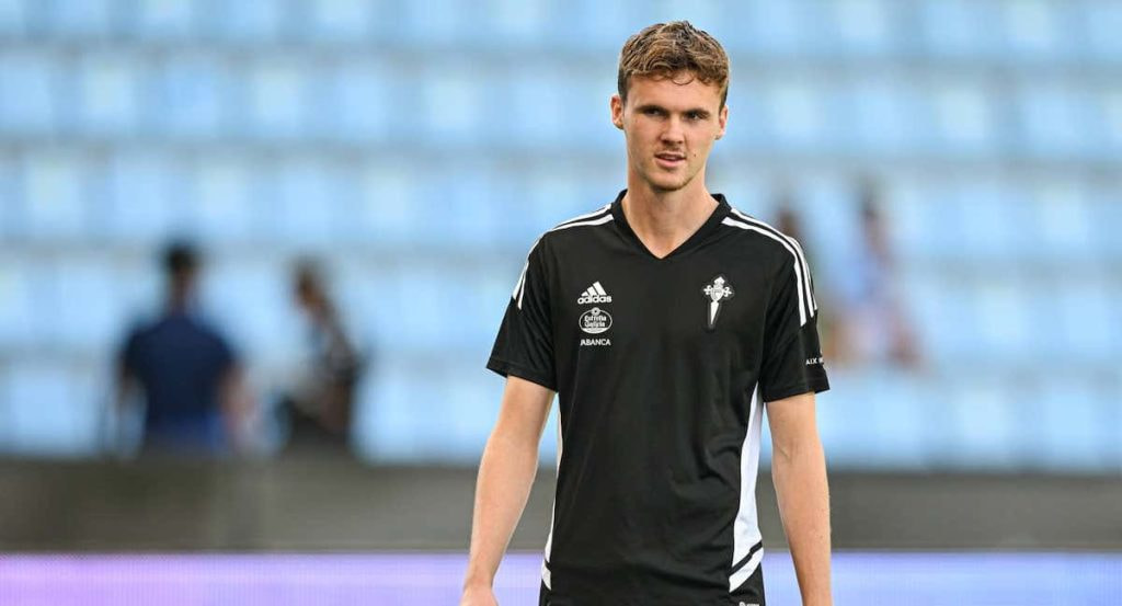 Williot Swedberg, antes de un partido con el Celta.