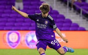 Alejandro Granados jugando con el Orlando City.