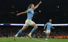 Erling Haaland en el partido contra el Arsenal de Premier.