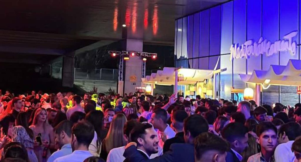 El espacio de Estrella Damm, en una noche de fiesta.
