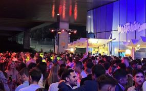 El espacio de Estrella Damm, en una noche de fiesta.