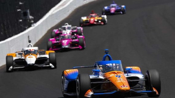 En la Indy 500 de 2023 compiten 33 pilotos, entre ellos el español Álex Palou, uno de los favoritos.