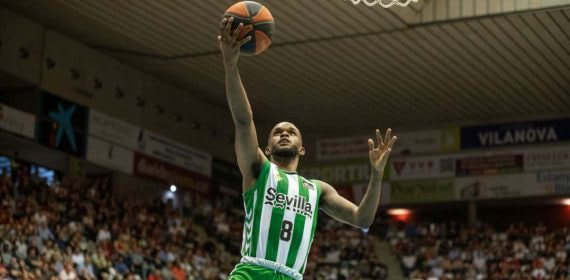Jean Montero, el día que hizo historia como uno de los más jóvenes en hacer más de 20 puntos y 10 asistencias.