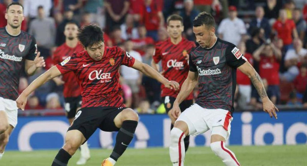 Kang-in con el Mallorca.