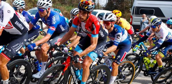 Mikel Landa durante la Volta Catalunya 2023.