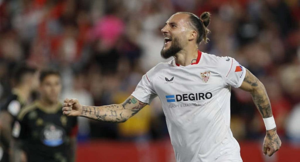 Gudelj celebra uno de los cuatro goles anotados este año.