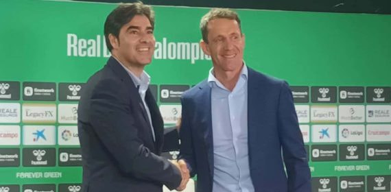 Ramón Planes, junto a Ángel Haro, en su presentación.