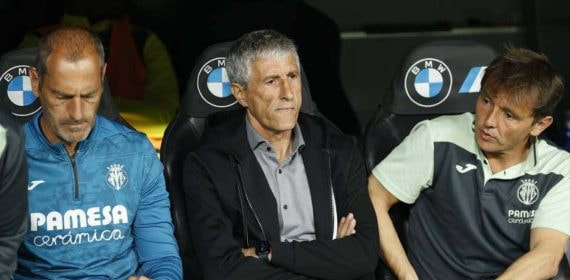 Quique Setién en un partido.