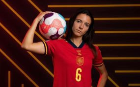 Aitana Bonmatí, jugadora del Barça y de la Selección, en la previa de la pasada Eurocopa.