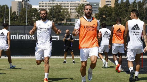 El Real Madrid entrenando en la universidad de UCLA.