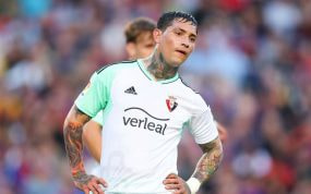 Chimy Ávila, durante un partido de este curso con Osasuna.