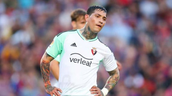 Chimy Ávila, durante un partido de este curso con Osasuna.