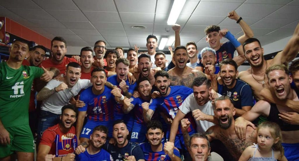 El Eldense celebra un triunfo de esta temporada.