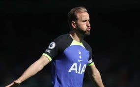 Kane celebra un gol con el Tottenham.
