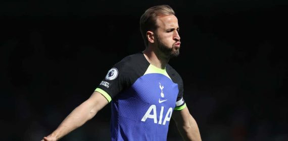 Kane celebra un gol con el Tottenham.