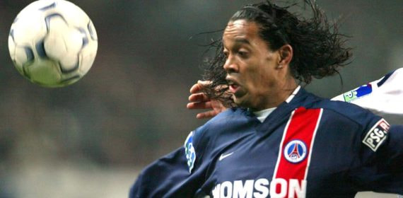 Ronaldinho en el PSG.