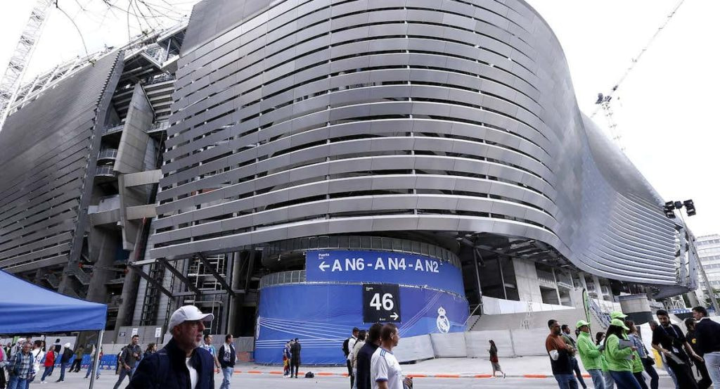 Recubrimiento del nuevo Santiago Bernabéu.